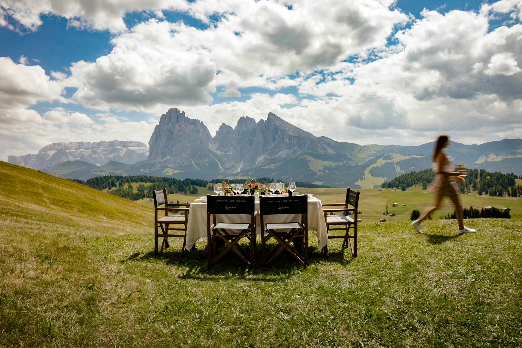 Alfresco dining in the Dolomites