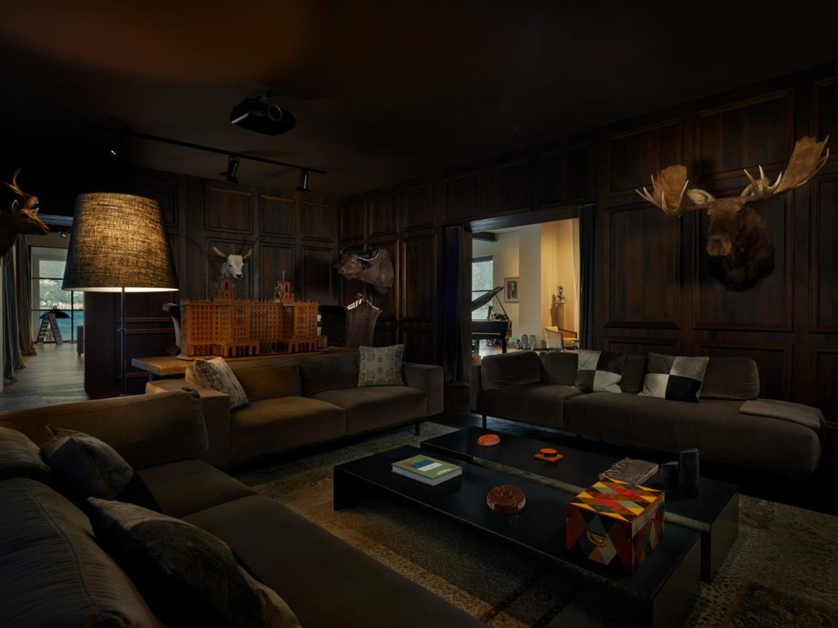 A lounge area at the Breakwater.