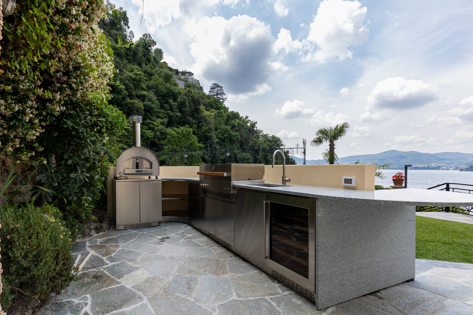 Outdoor kitchen at Villa Giada in Lake Como, Italy