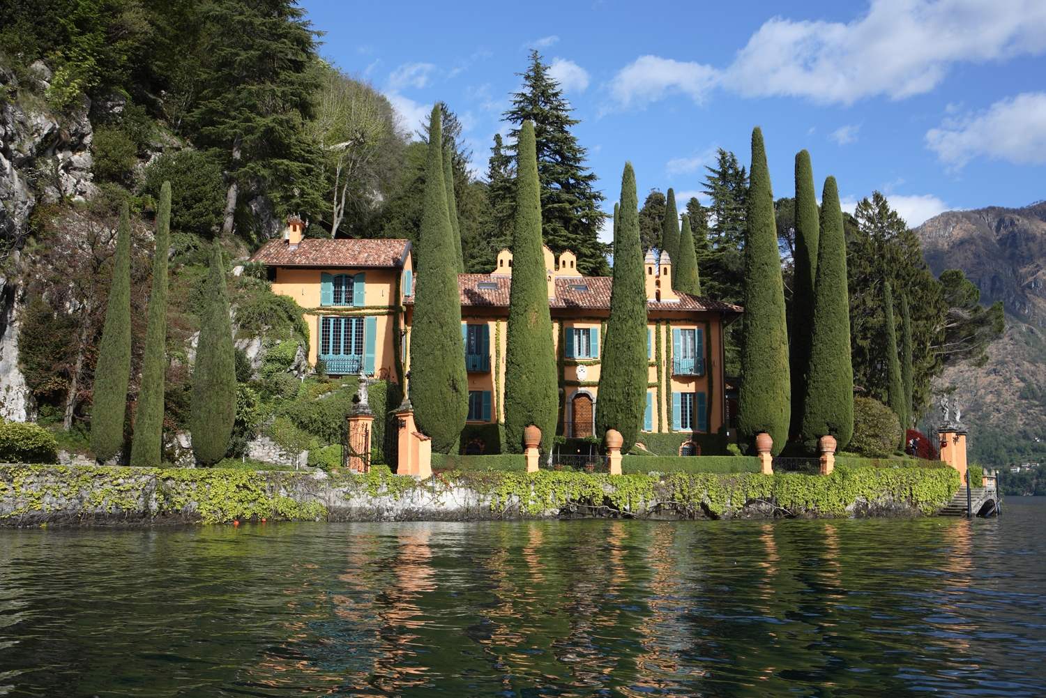 Facade and view from the lake at Villa la Cassinella, Lake Como