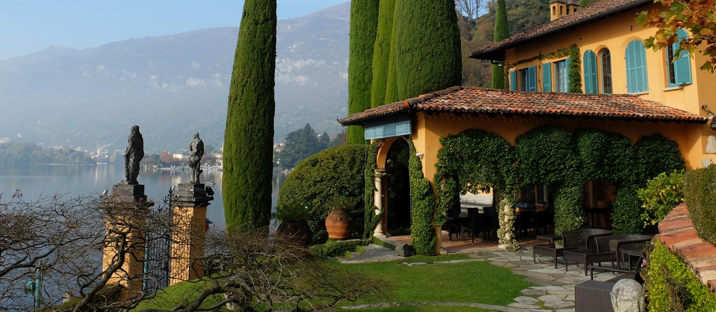 Facade and entrance of Villa la Cassinella, Lake Como