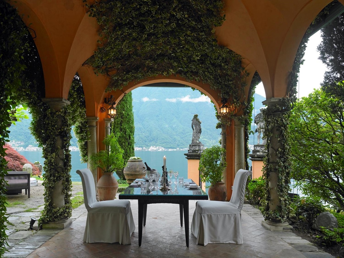 Dining table of Villa la Cassinella, Lake Como