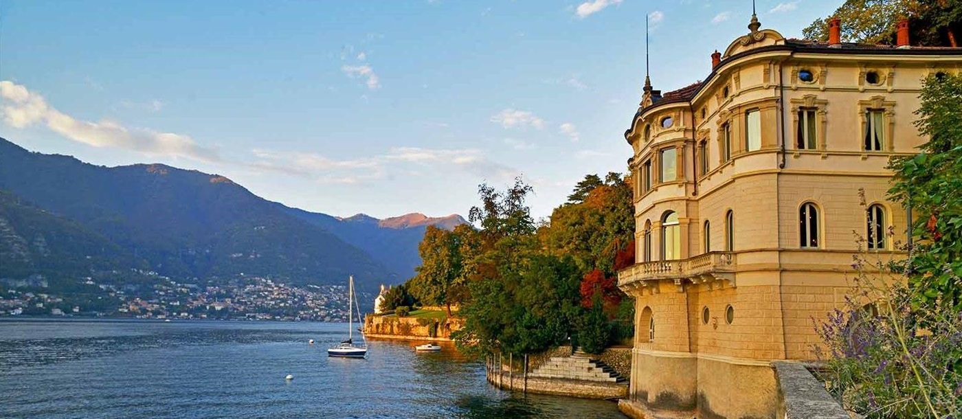 Exterior of property with lake at Villa Maria Taglioni on the Italian Lakes