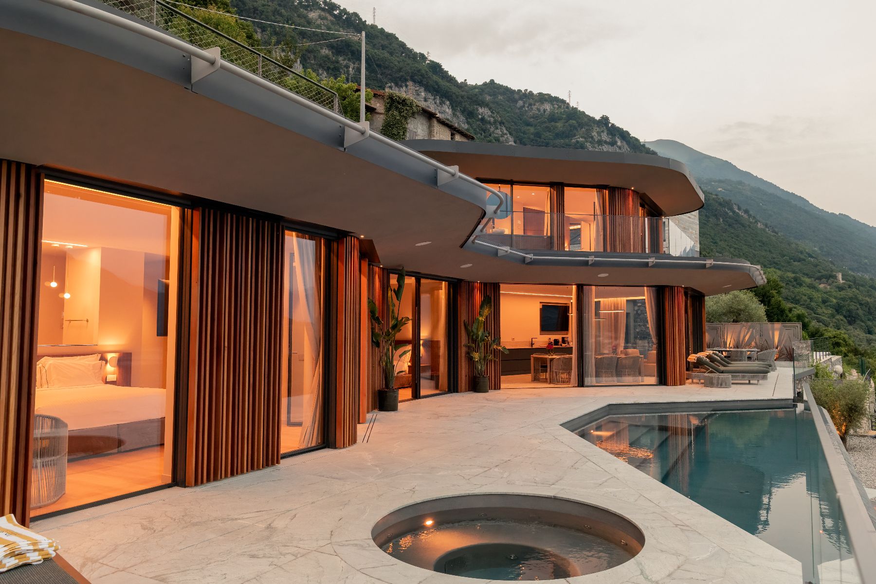 Exterior villa view and jacuzzi at Villa Orizzonte in Lake Como