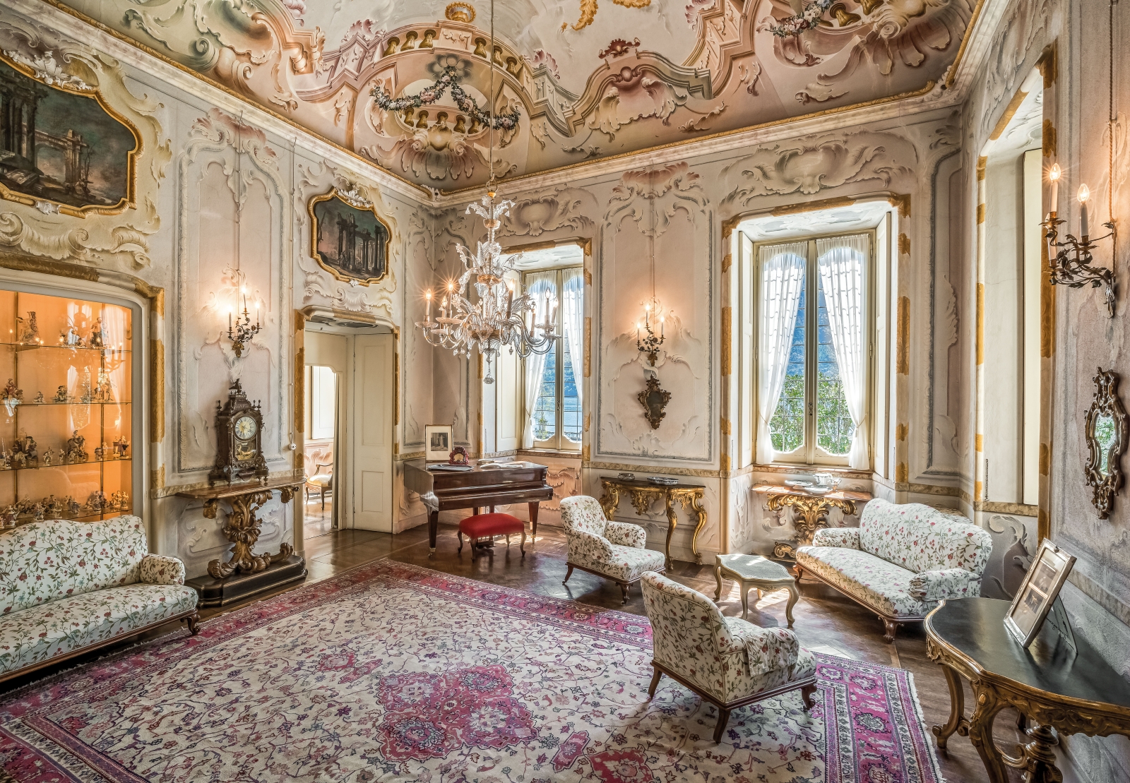 Beautiful interiors at Villa Sola Cabiati