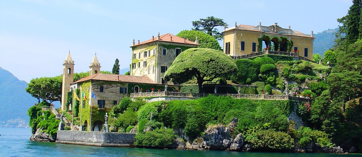 VIlla Balbianello on the shores of Lake Como, perched above the lake waters