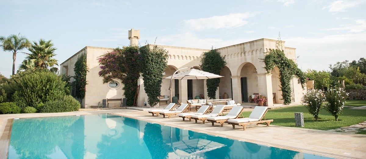 Pool and Exterior of Casa Calcare in Puglia