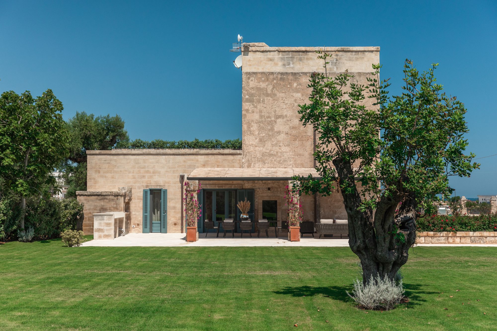 Exterior view of La Piccola 