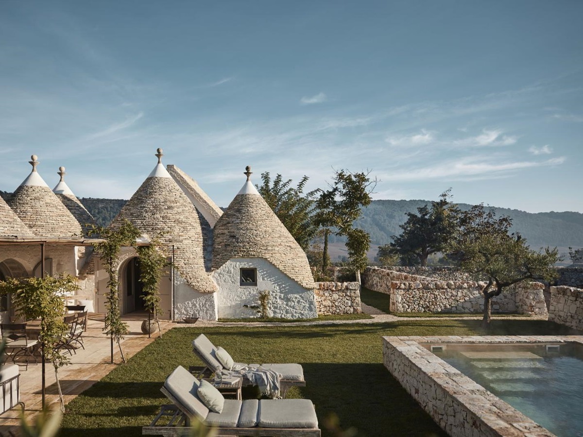 Exterior of Masseria Pietra in Puglia