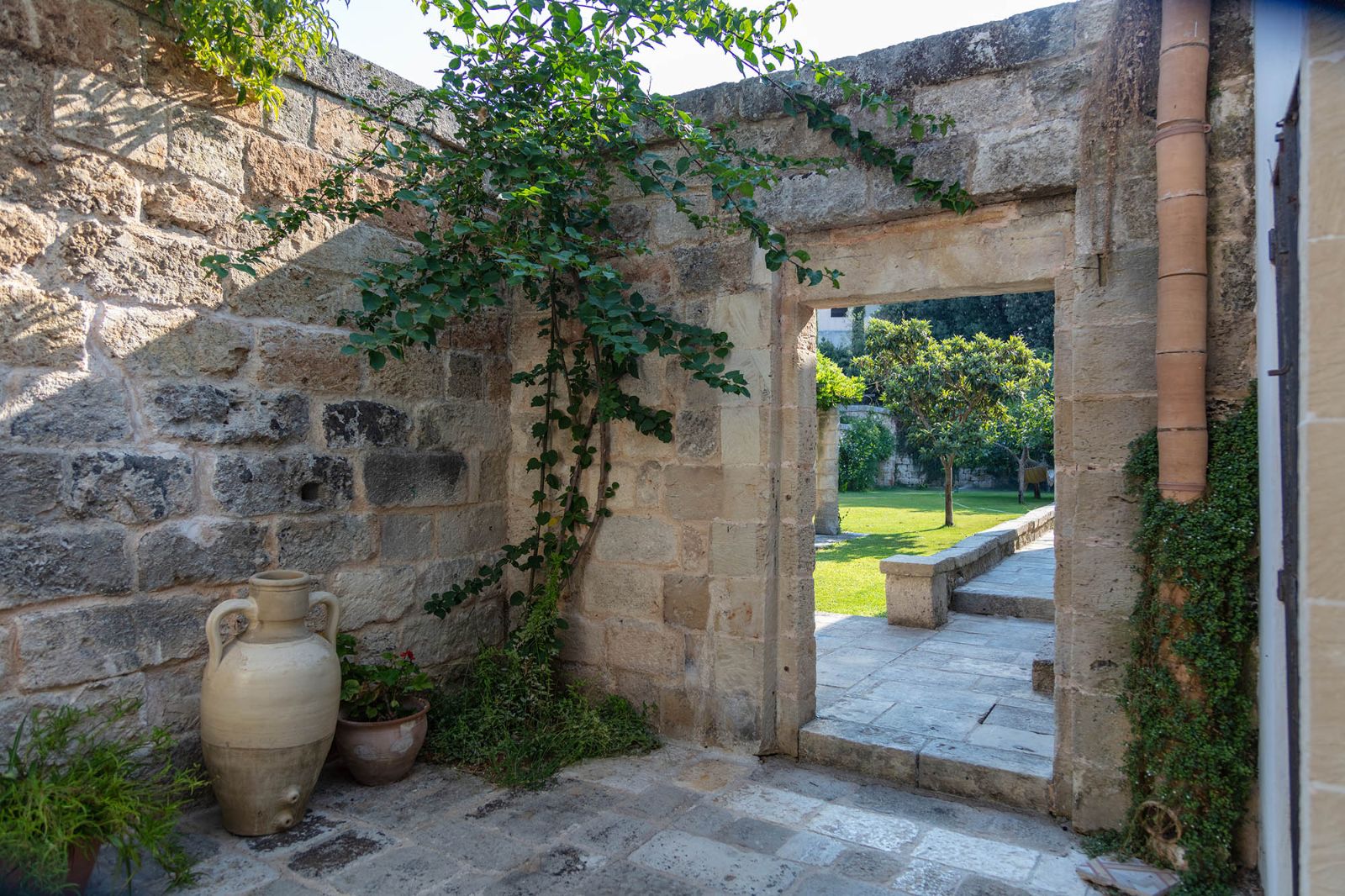 Entrance at Palazzo Isonzo
