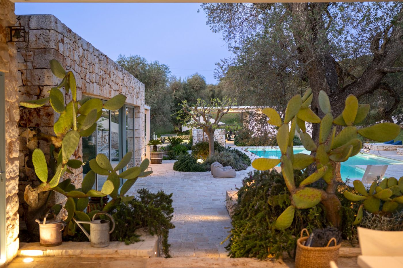 Outdoor space at Residenza dei Artisti.