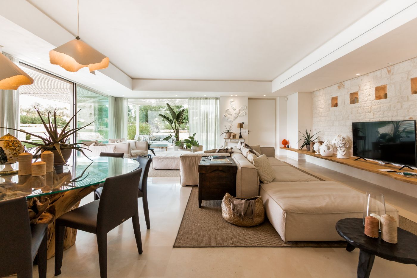The lounge at Trulli Bianca.