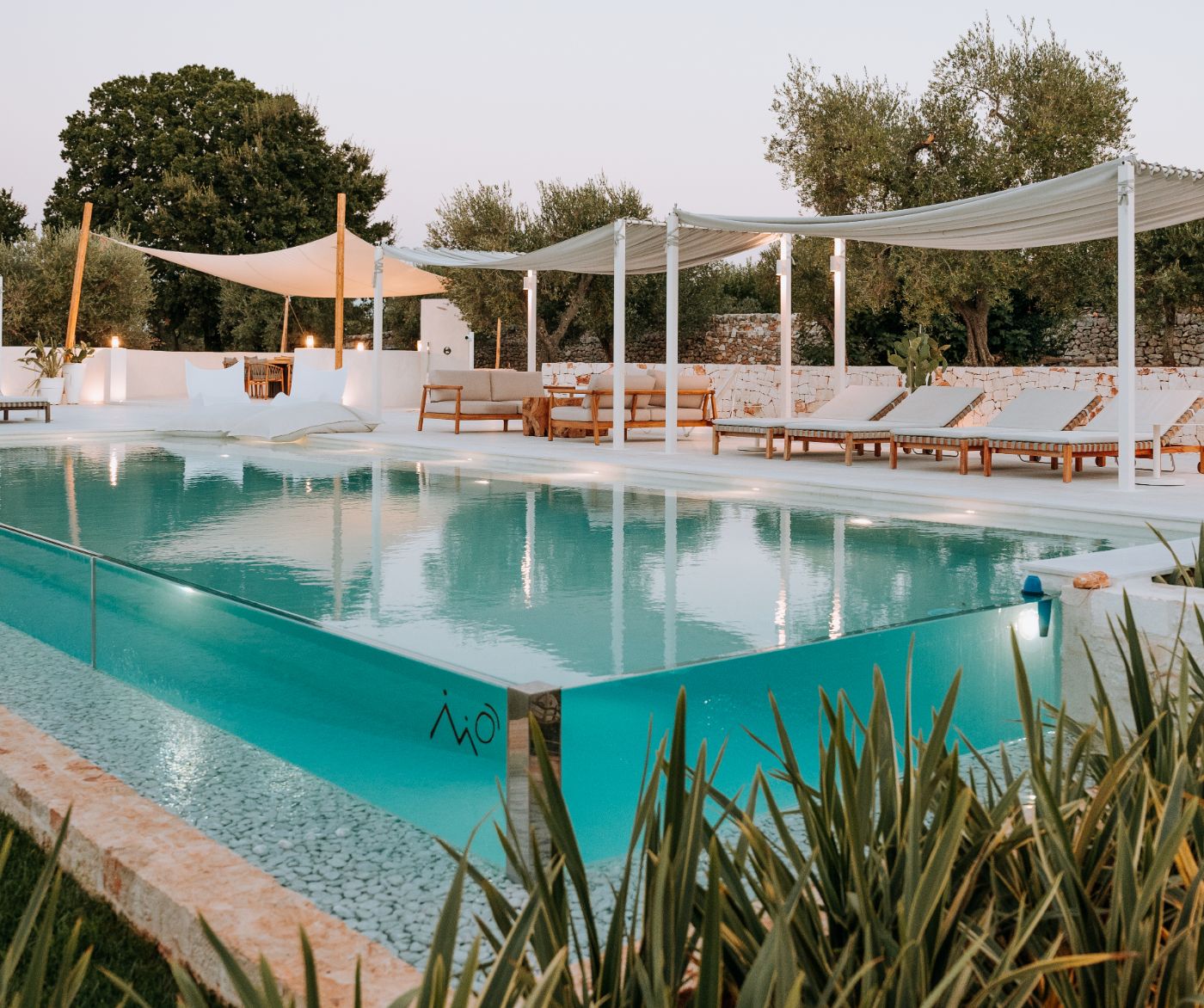 The swimming pool at Trulli Pomona.