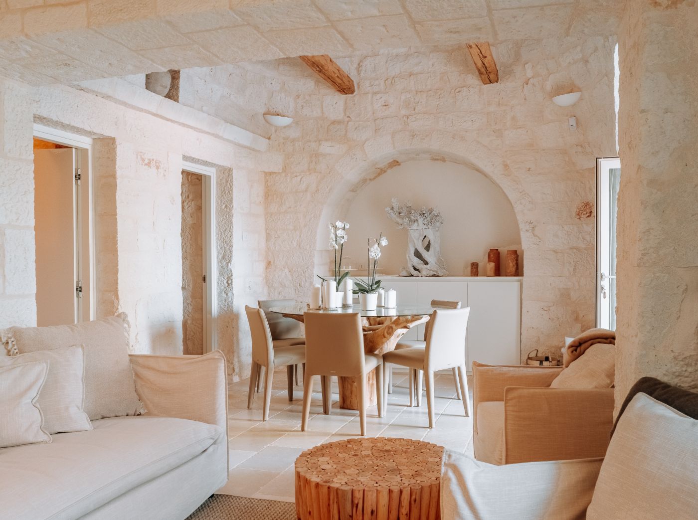 The dining and living area at Trulli Pomona.