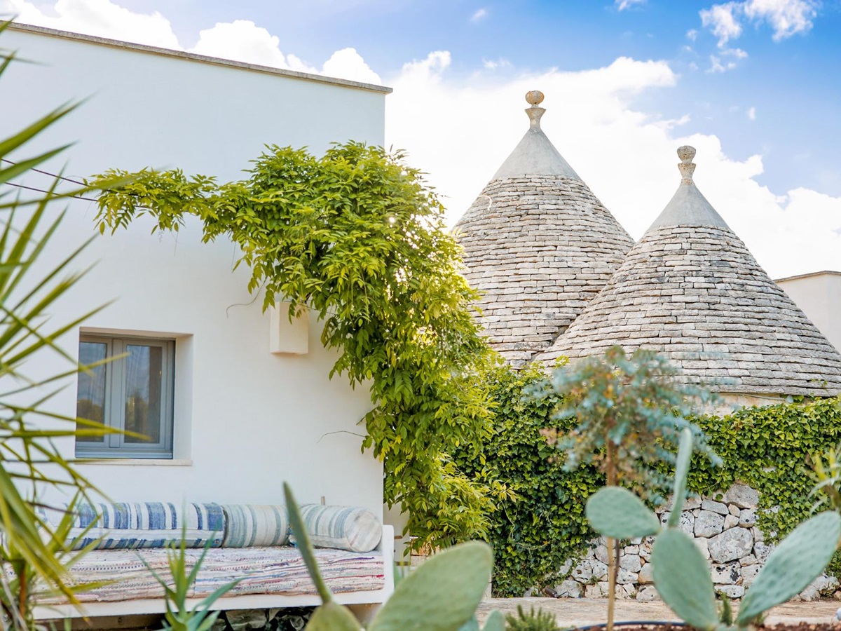 Exterior view of Trullo Uliveto, Puglia