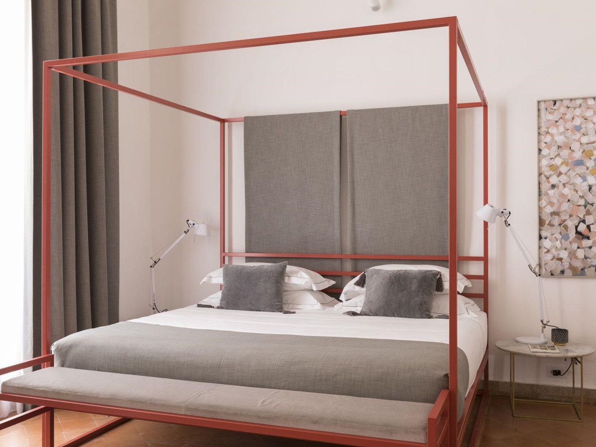 a king size bedroom