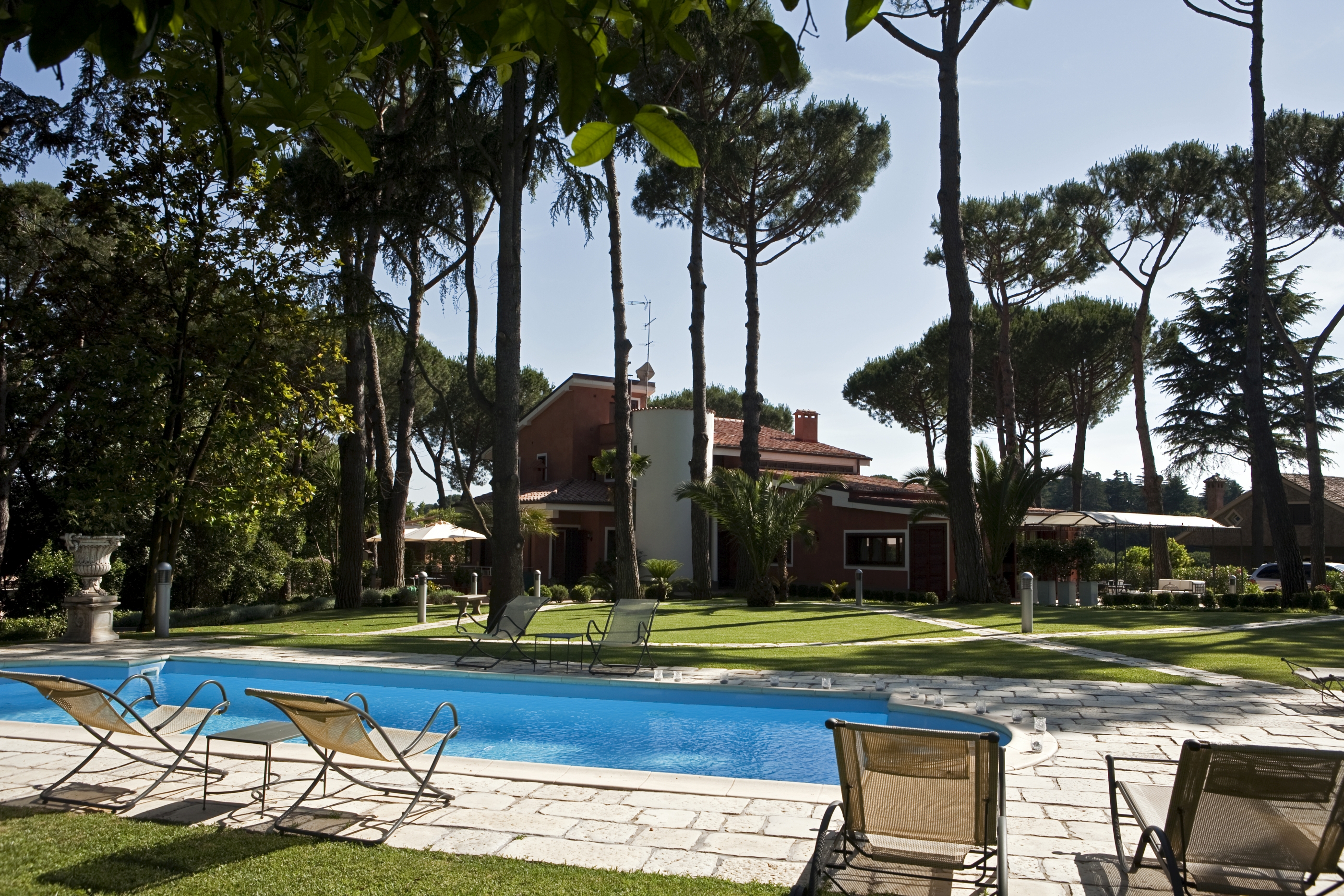 Swimming pool and gardens at Villa Nocetta, Rome Lazio