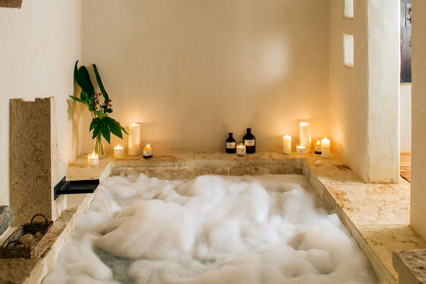 Large bathtub at Borgo Rinato in Tuscany