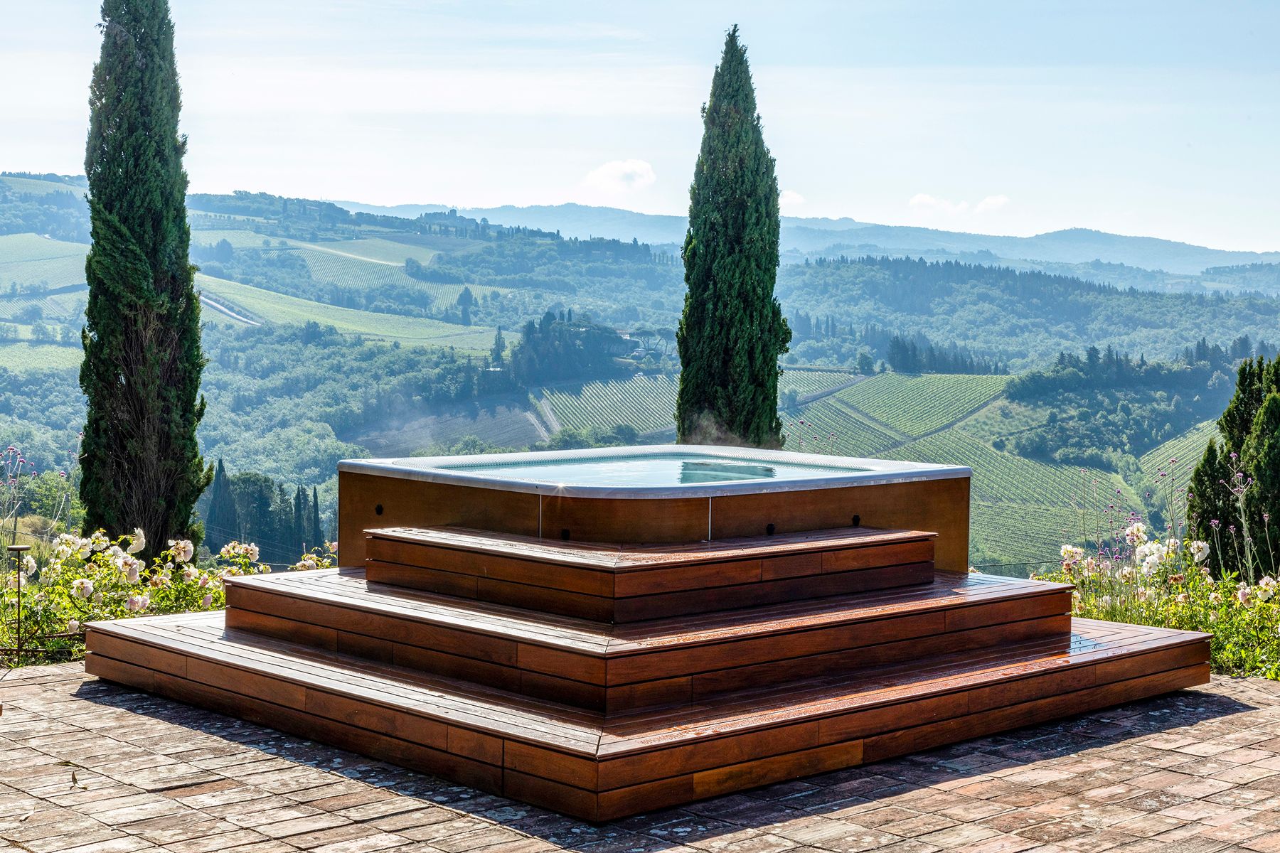 Jacuzzi at Ca di Pesa in Tuscany, Italy