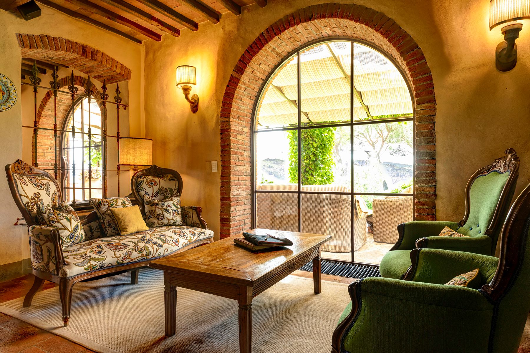 Sitting room at Ca di Pesa in Tuscany, Italy