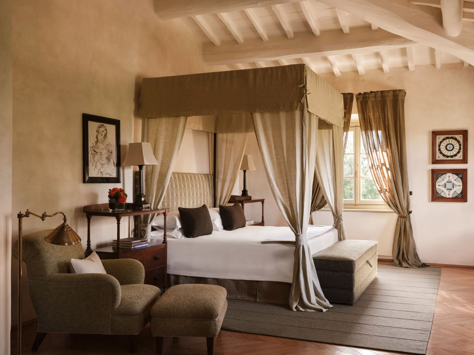casa-biondi-tuscany-bedroom-3