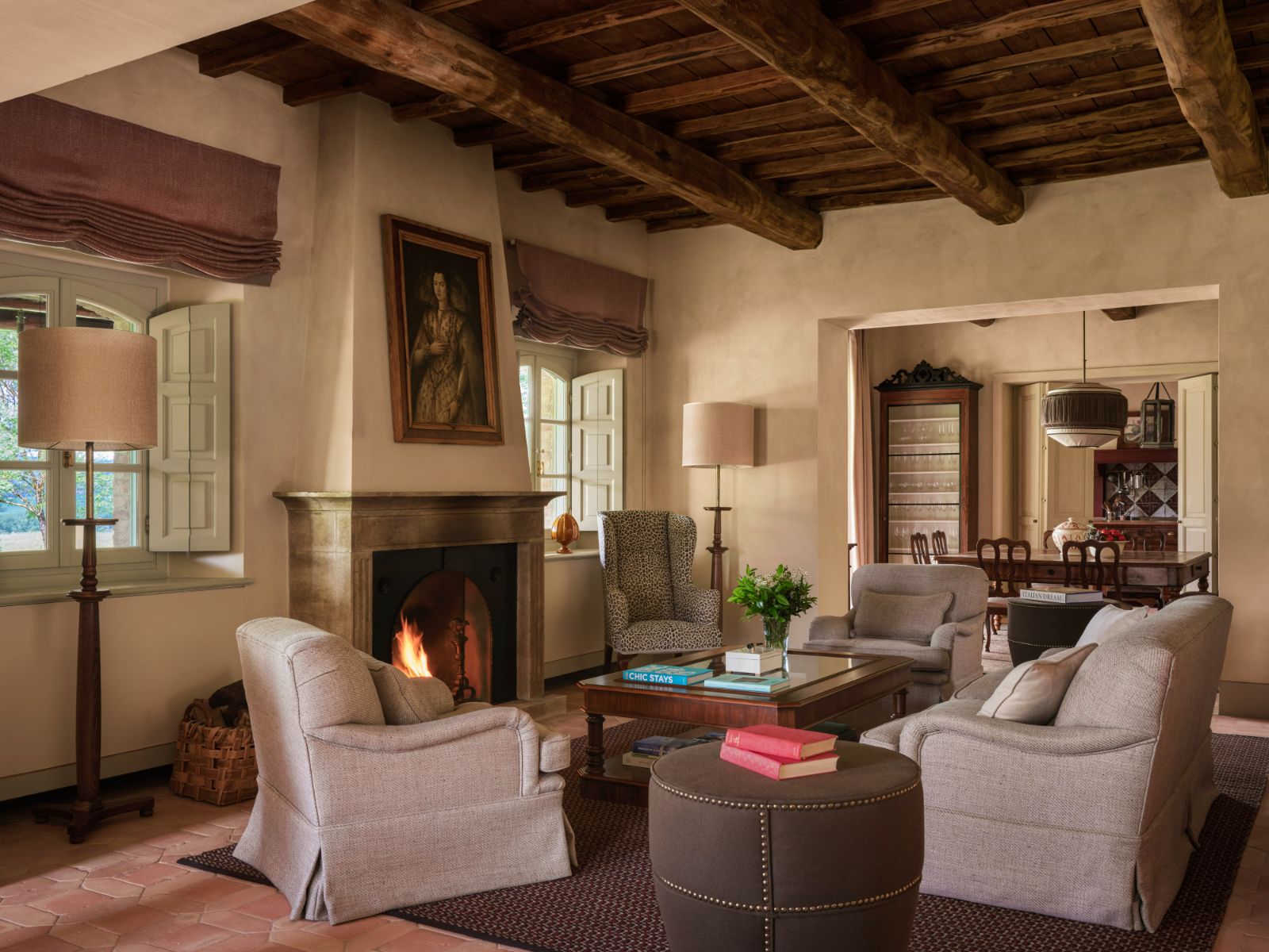 casa-biondi-tuscany-living-room-2