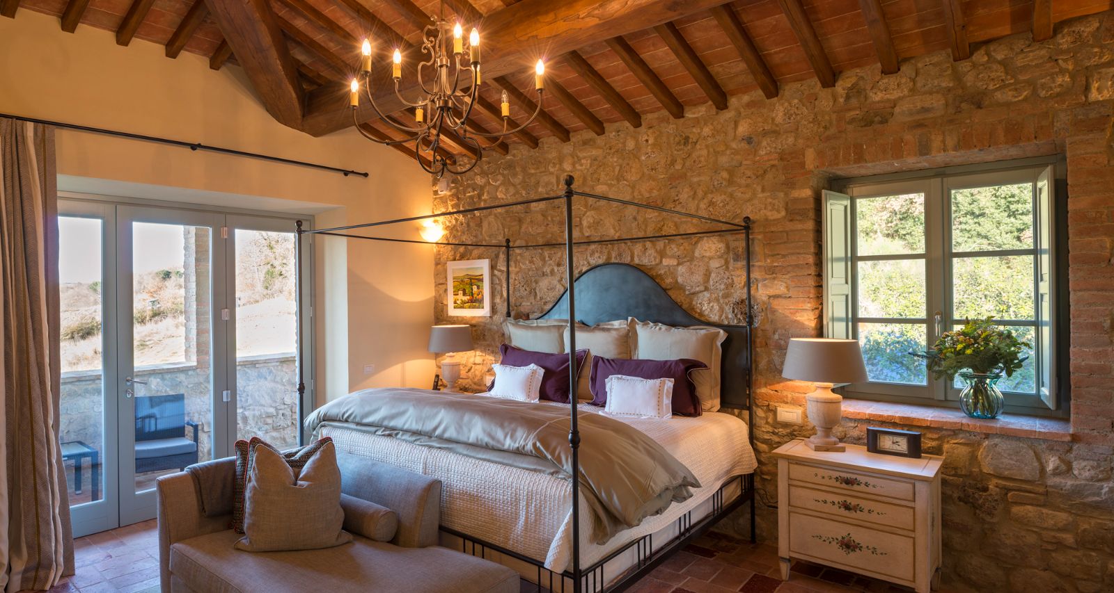 Casale-cinelli-Italy-Tuscany-Master-Room