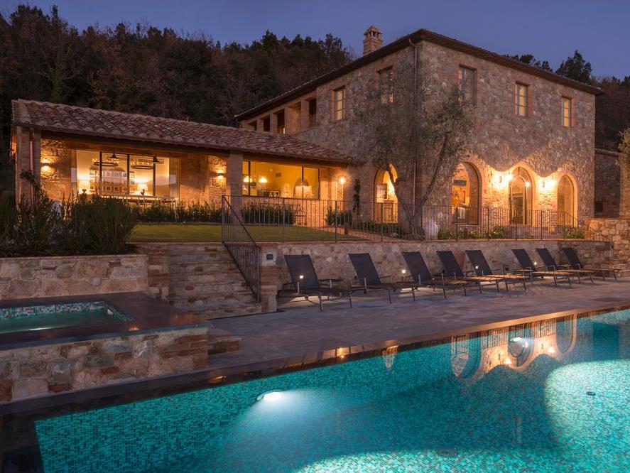 Casale-cinelli-Italy-Tuscany-Pool