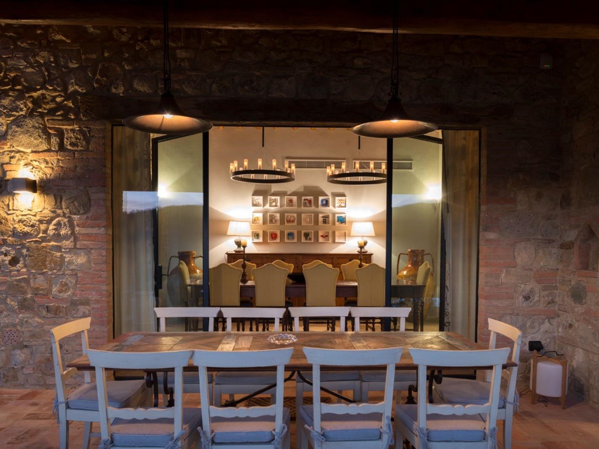Casale-cinelli-Italy-Tuscany-Dining-Table