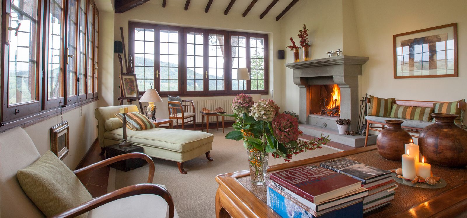Living room of villa Casale di Fiesole in Tuscany