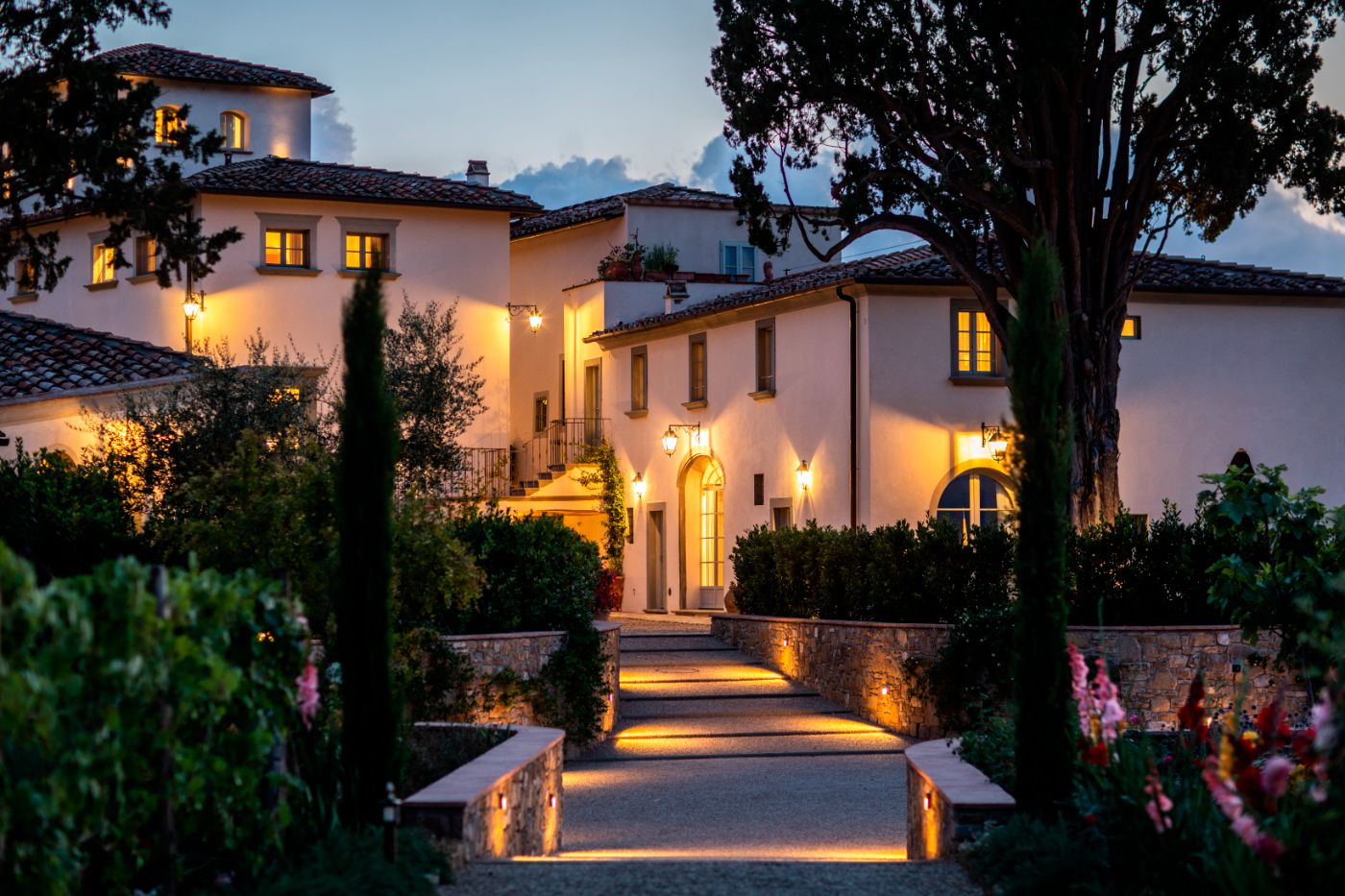 An evening view of Castel_Botticelli.