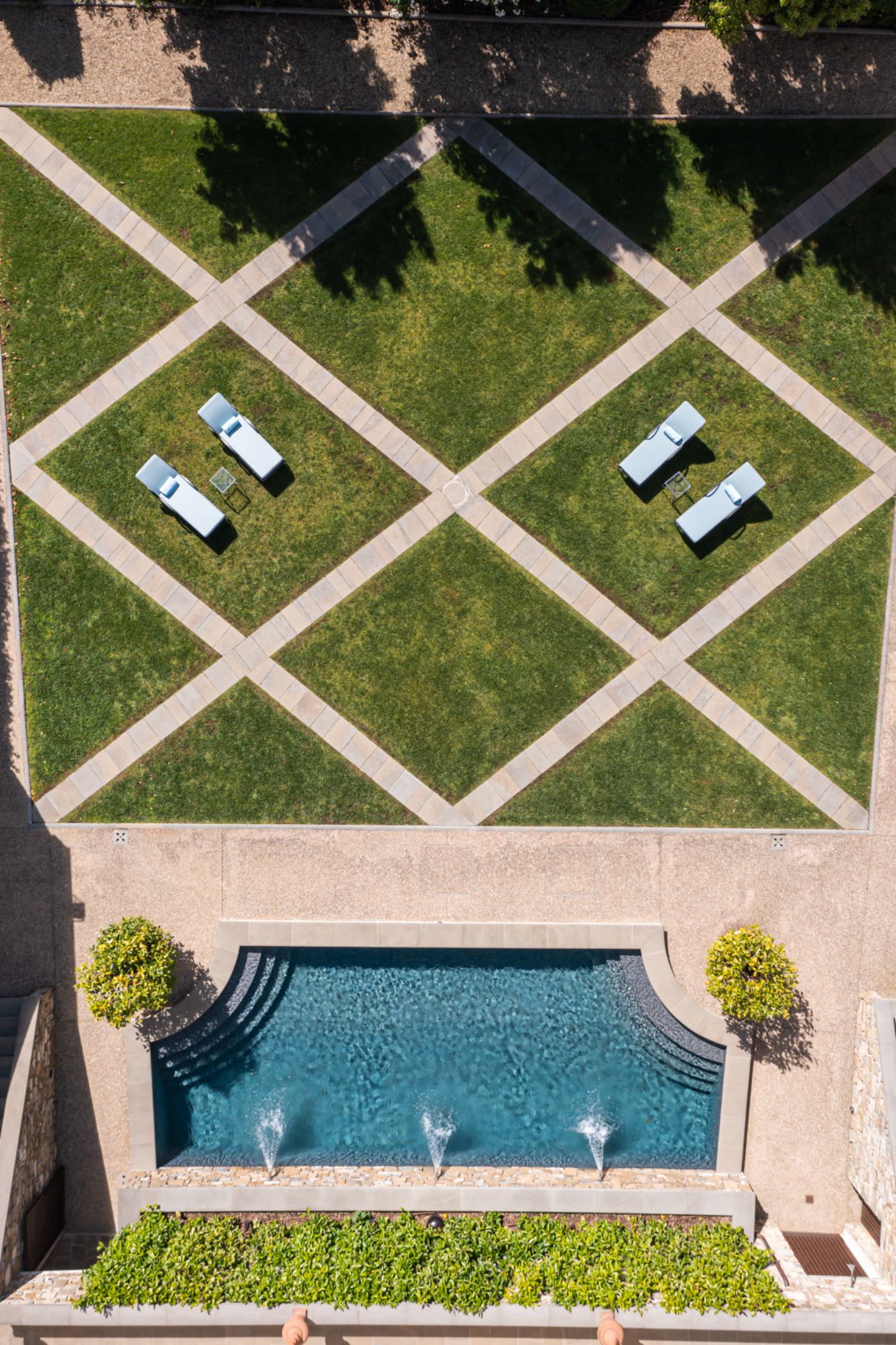 The renaissance pool at Castel_Botticelli.