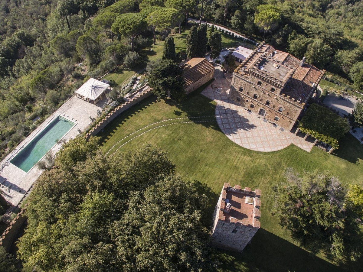 aerial view of Castello di Segalari, Tuscany