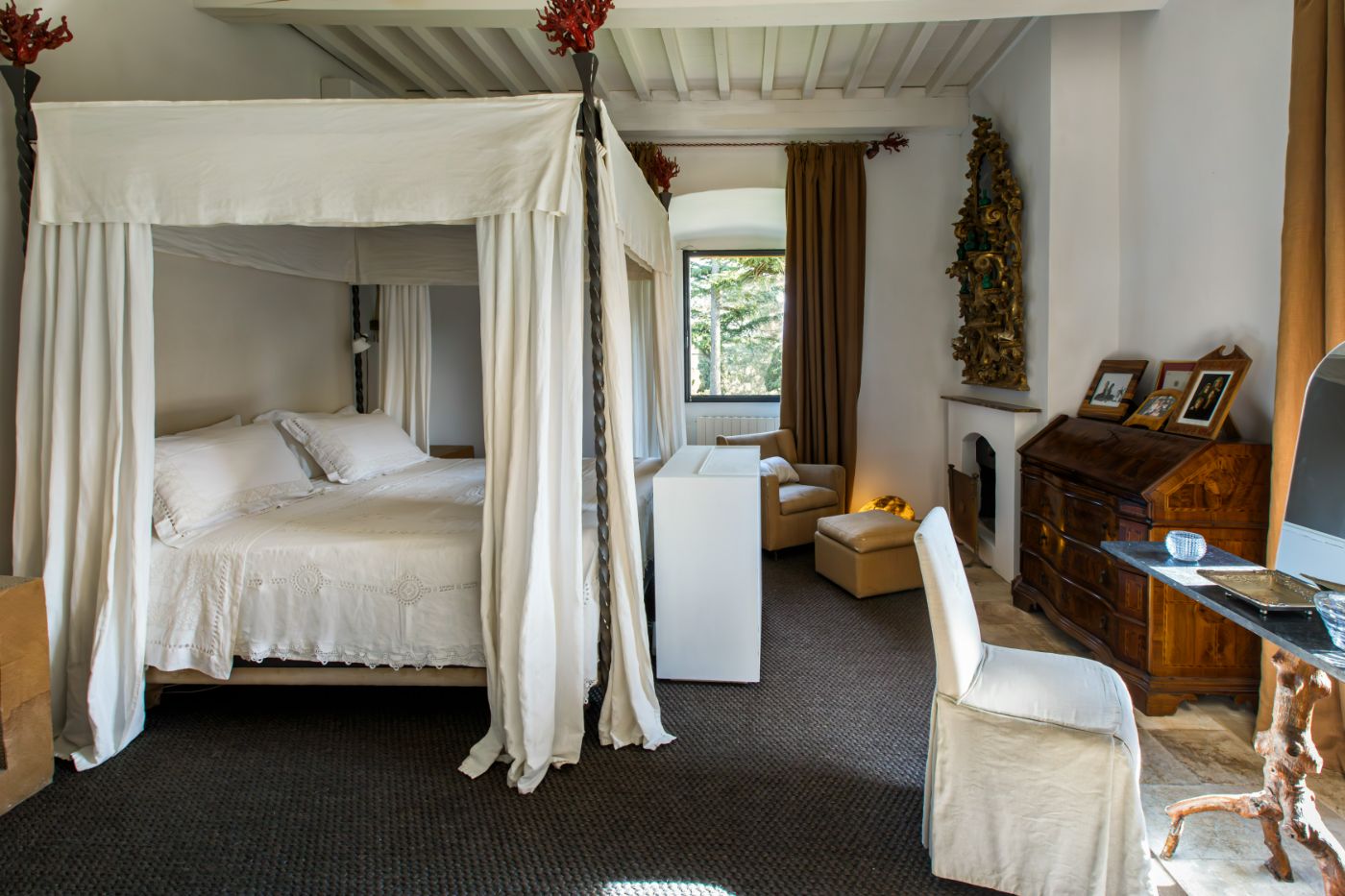 Bedroom 2 at Castello Segalari in Tuscany