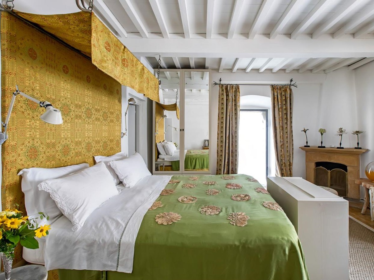 Bedroom 5 at Castello Segalari in Tuscany