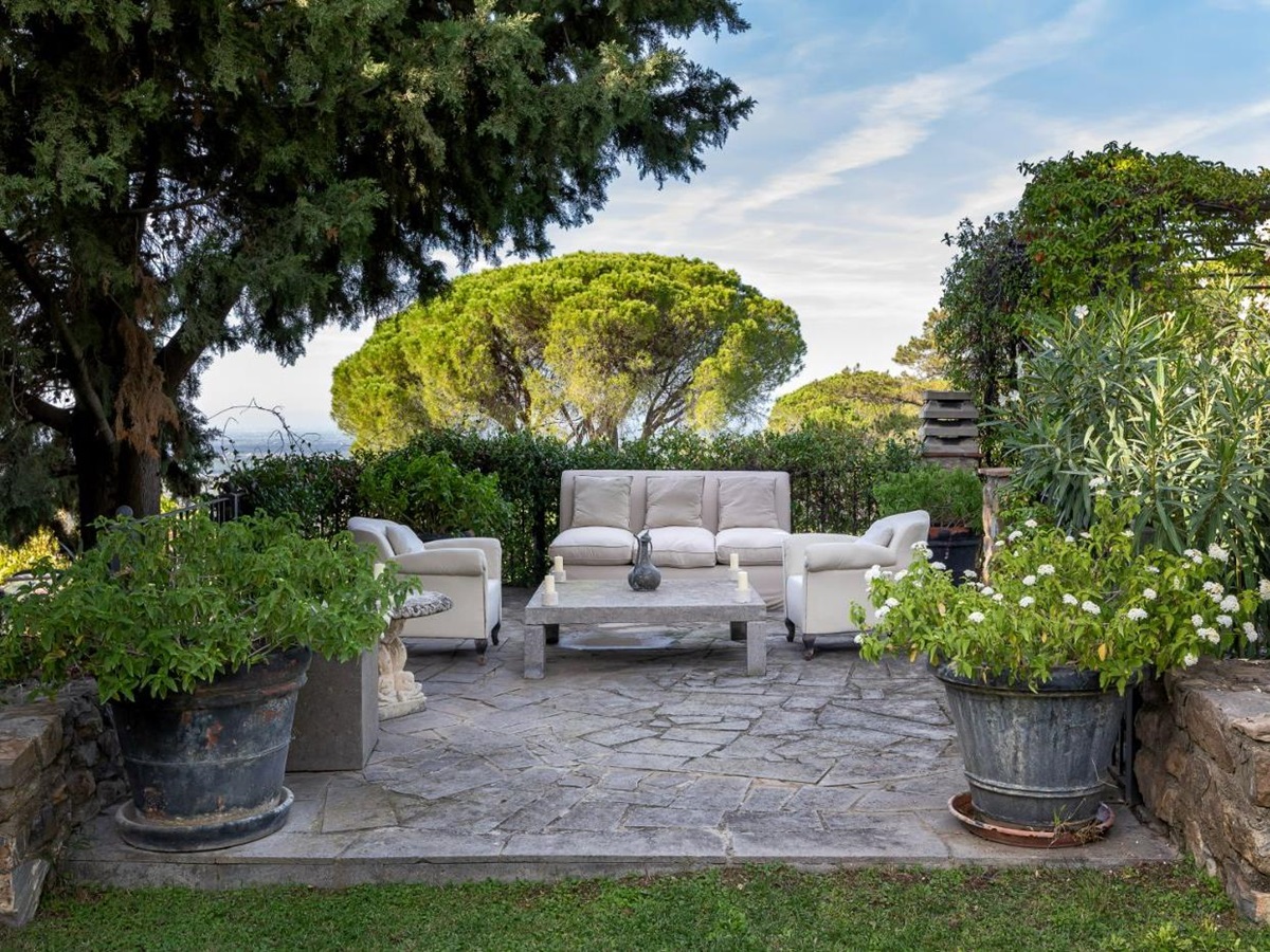 Outdoor Living at Castello Segalari in Tuscany