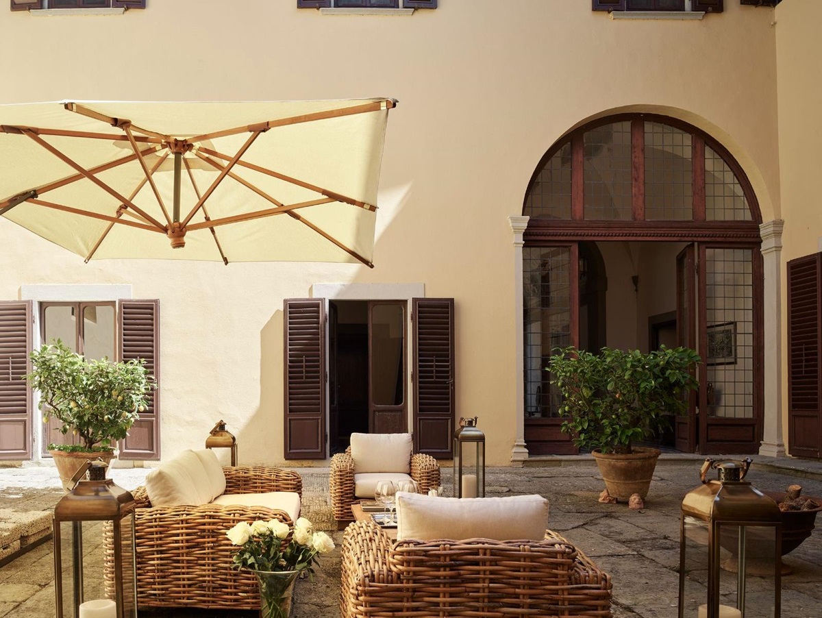 Courtyard 2 at Castello san Lorenzo in Tuscany