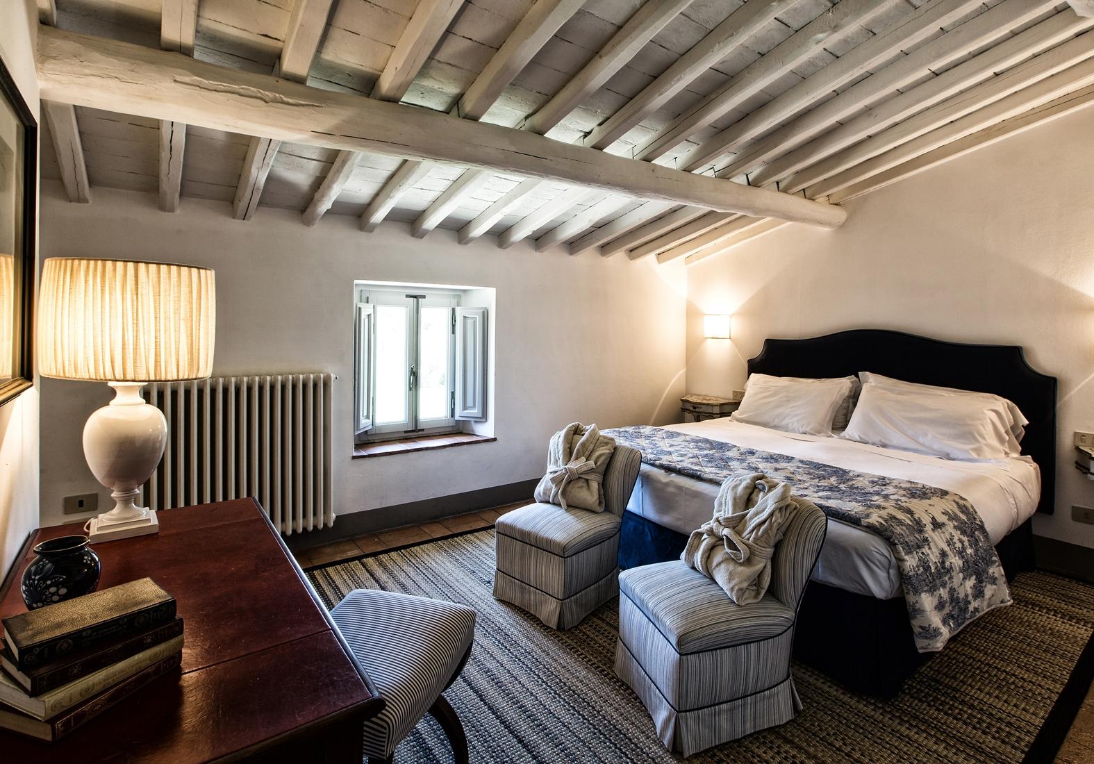 Illuminated double bedroom in Il Prato di Vignamaggio, Chianti, Tuscany