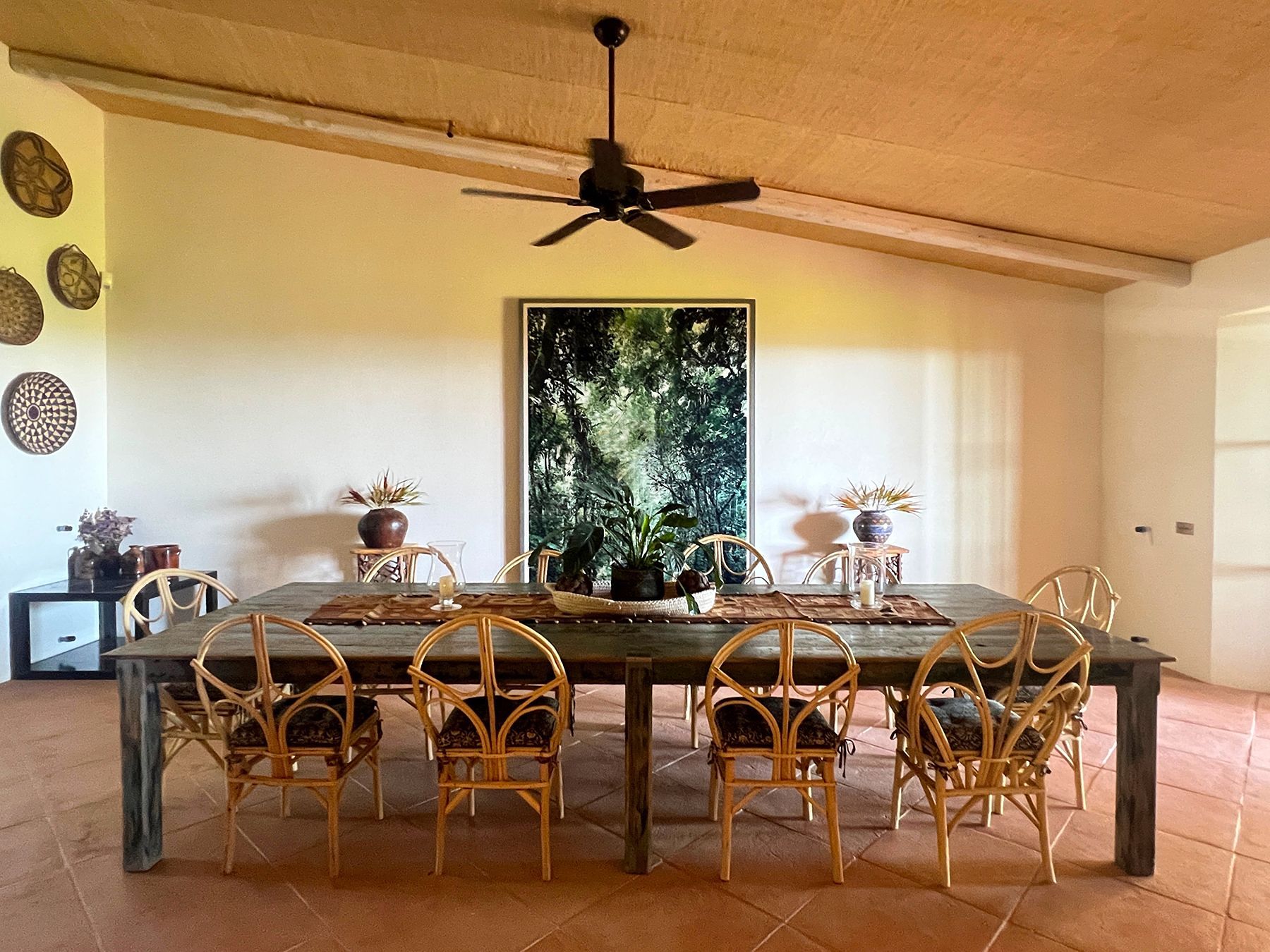 Dining room at La Collina Farmhouse