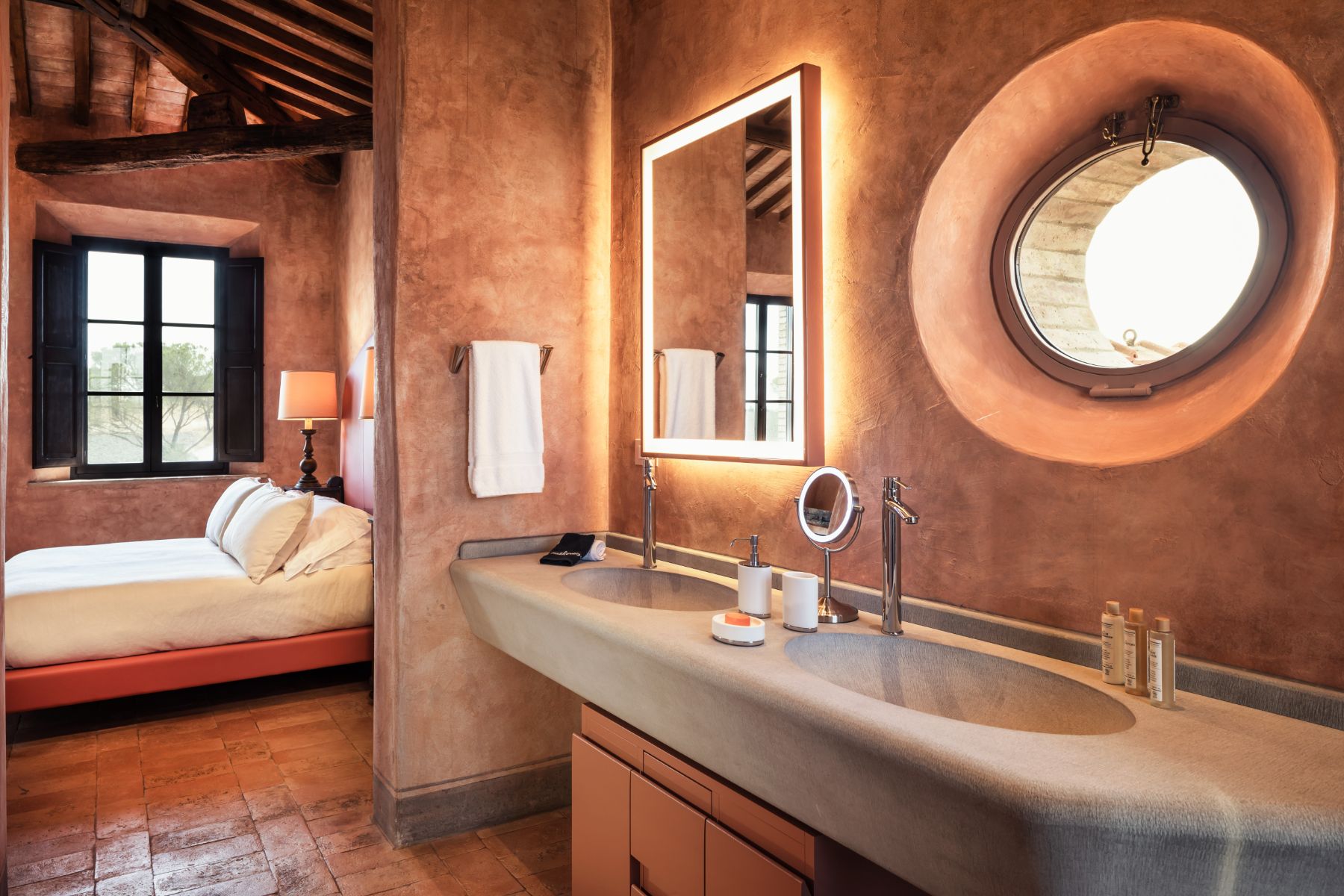 Ensuite sink at Podere Martino in Tuscany