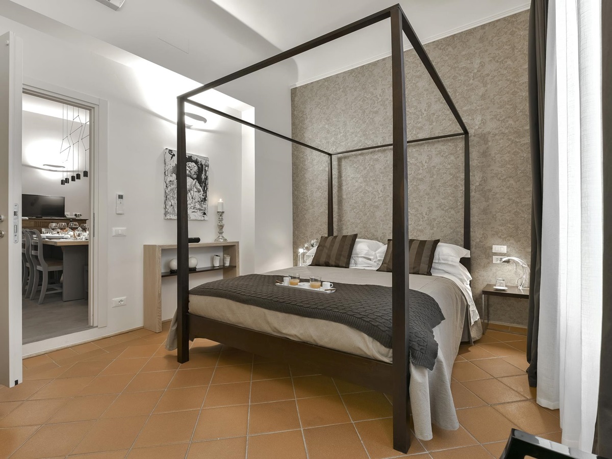 Double bedroom of Residenza dei Pitti, Tuscany