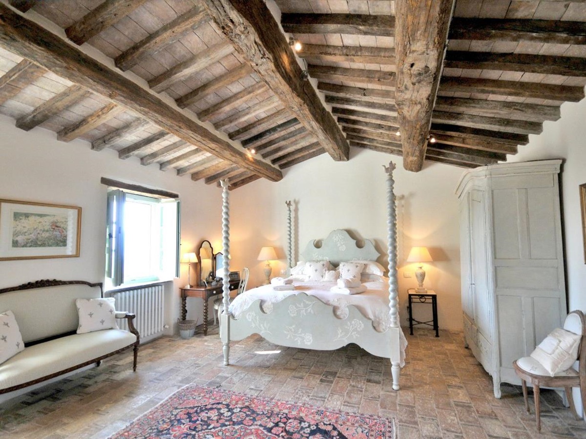 Bedroom 2 at Tenuta Cantata in Tuscany