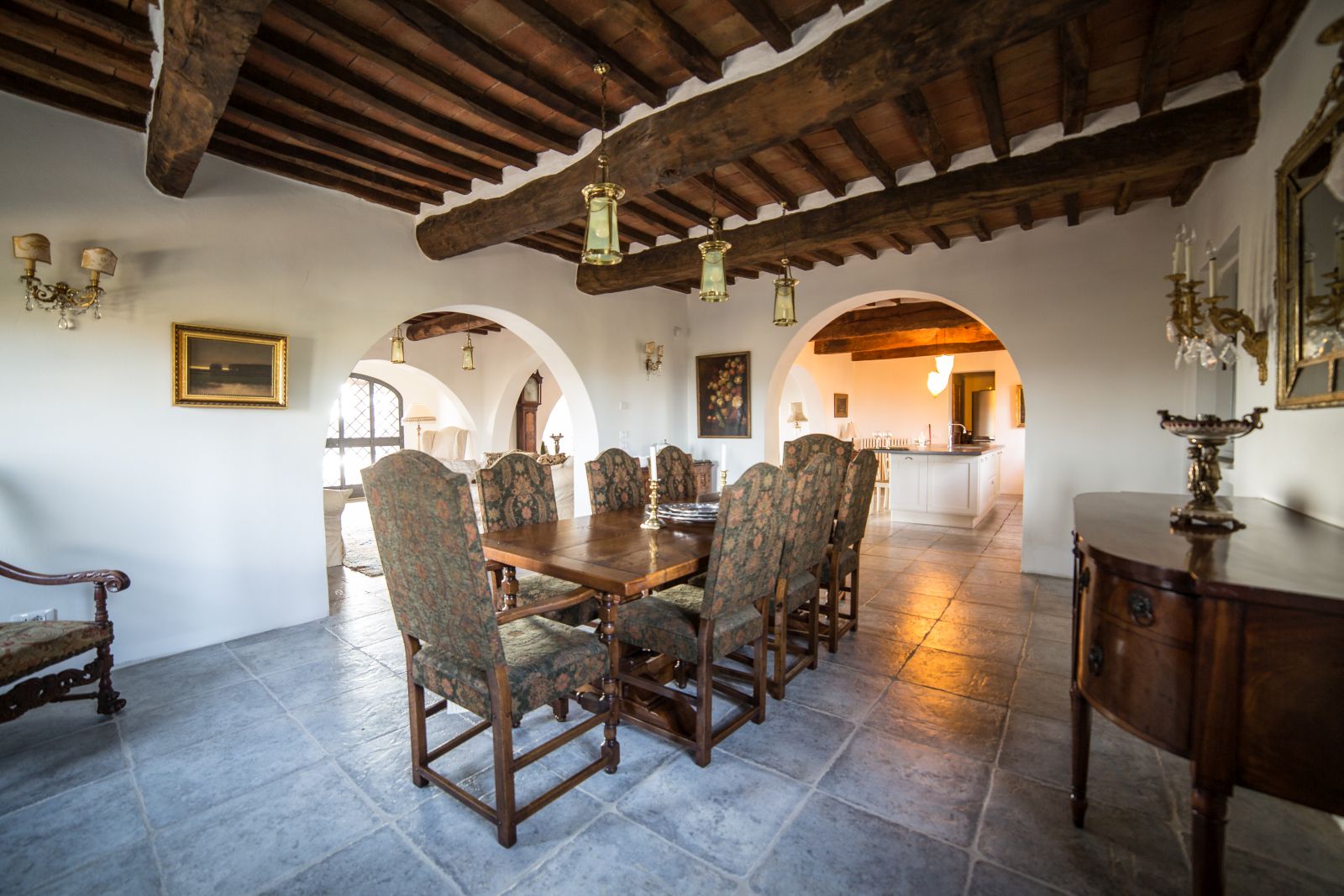 The dining room in the farmhouse at Tenuta La Contessa