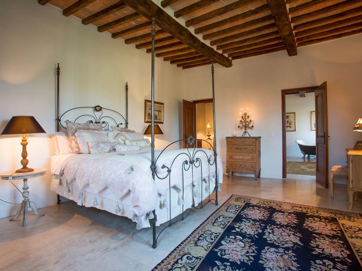 A double bedroom in the main villa at Tenuta La Contessa