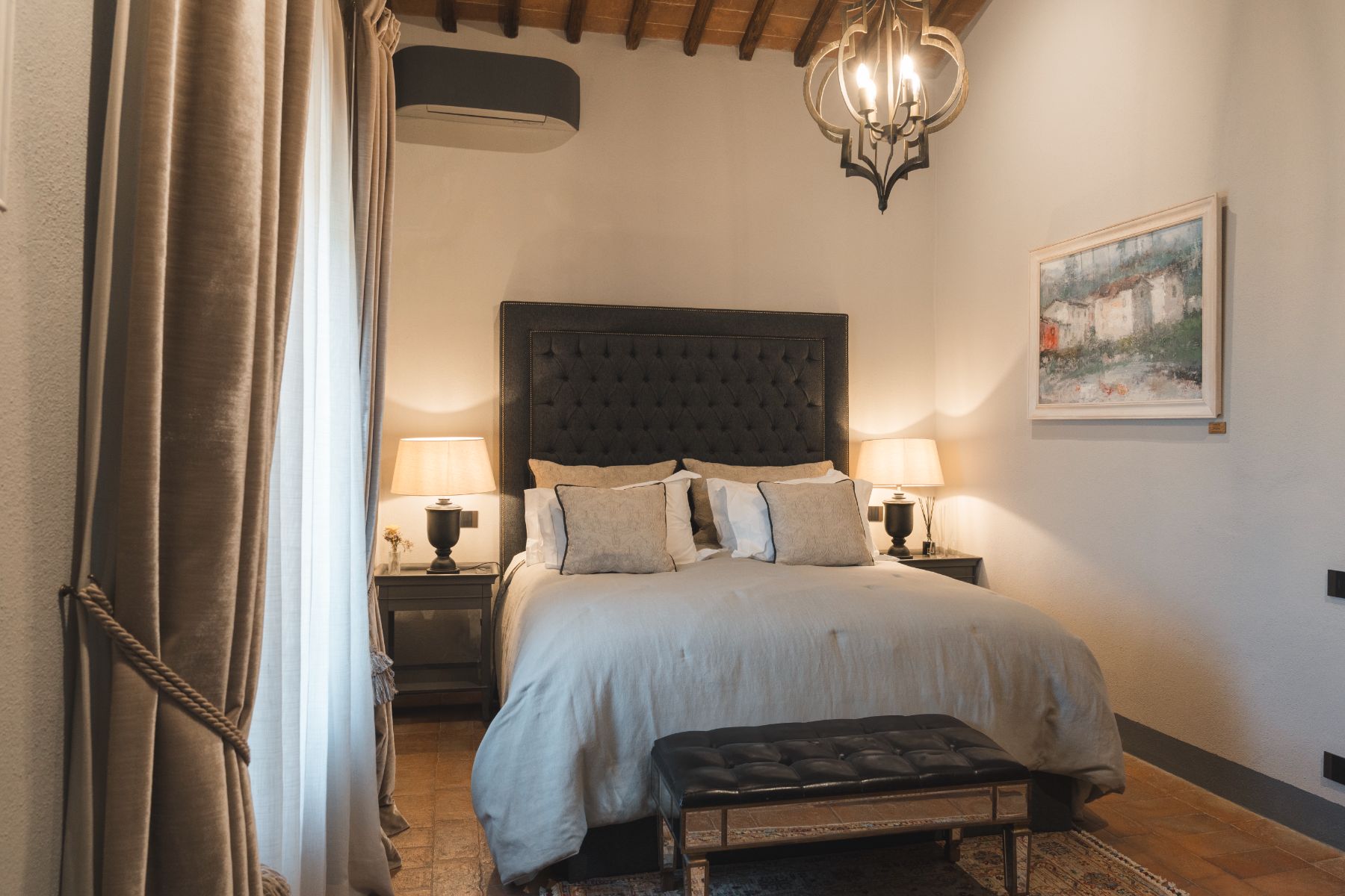 Bedroom at Villa Ardore in Tuscany, Italy
