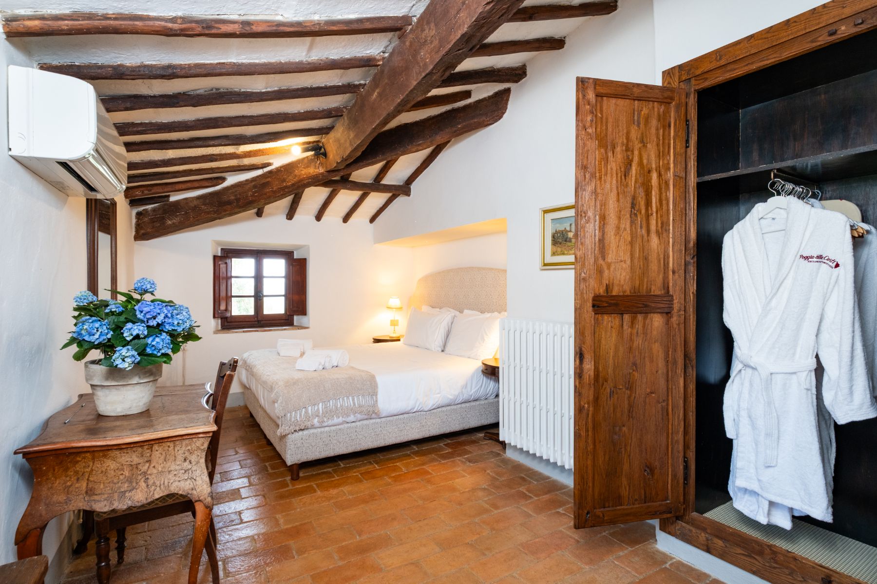 Bedroom at Villa Chiocchio in Tuscany