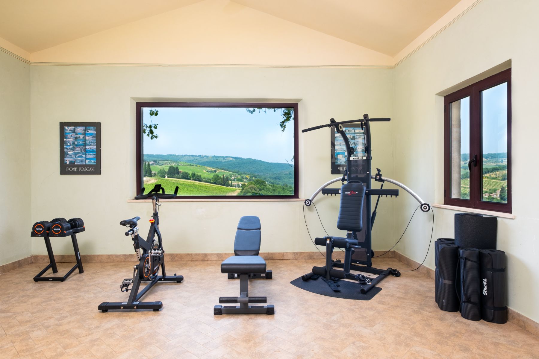 Gym at Villa Chiocchio in Tuscany