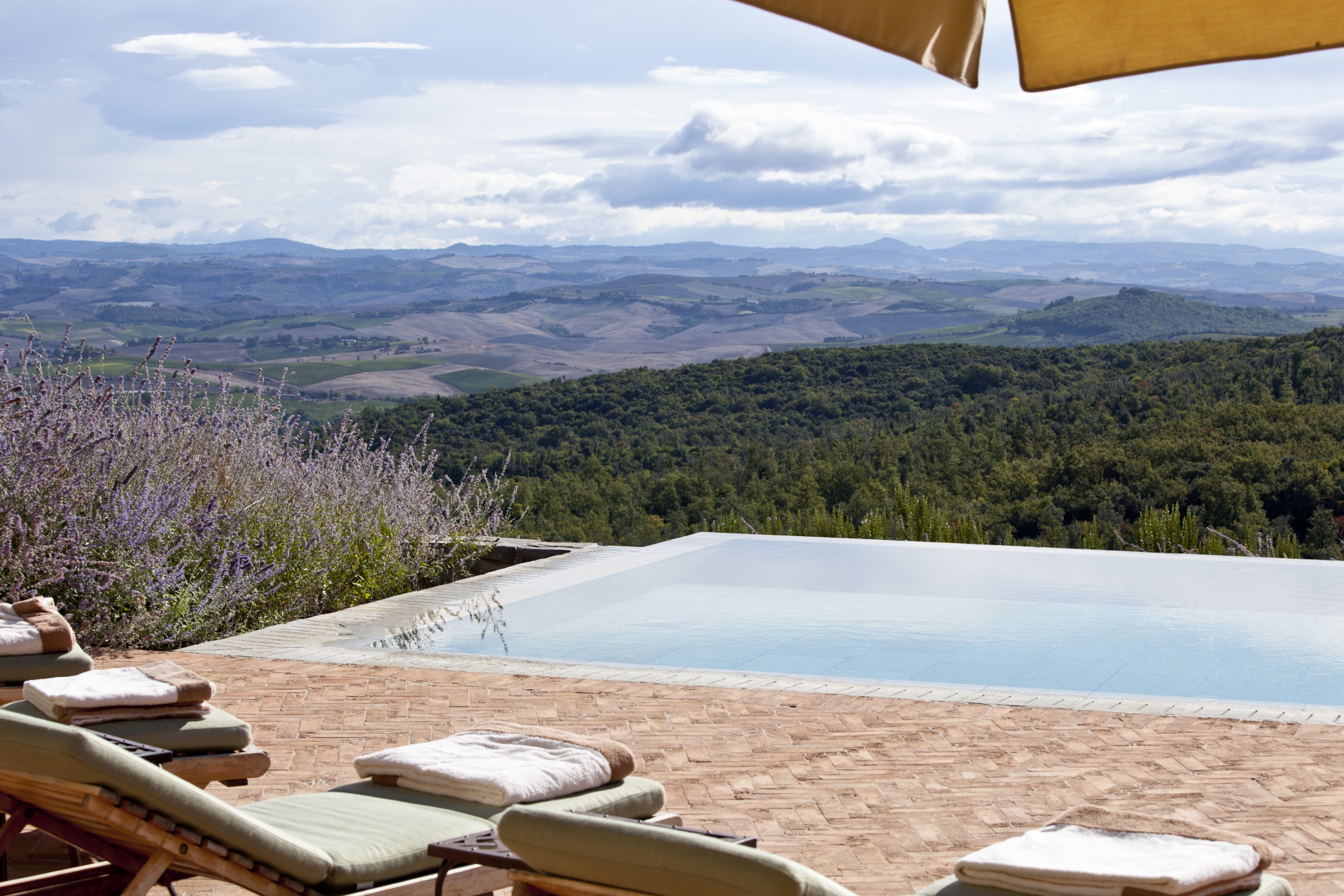 Swimming pool of Villa Chiusa, Tuscany