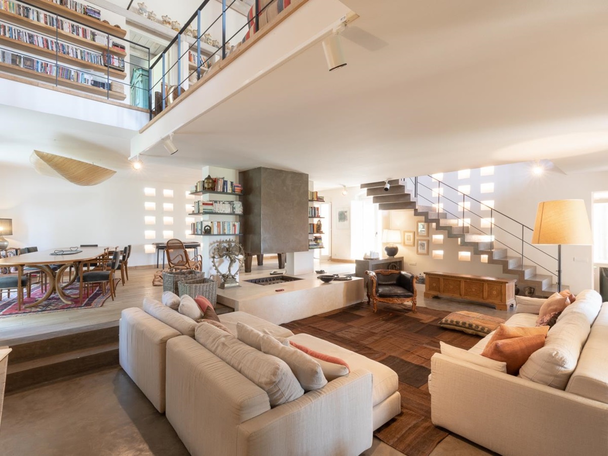 Living Room with view of mezzanine at Villa del Gelso, Tuscany