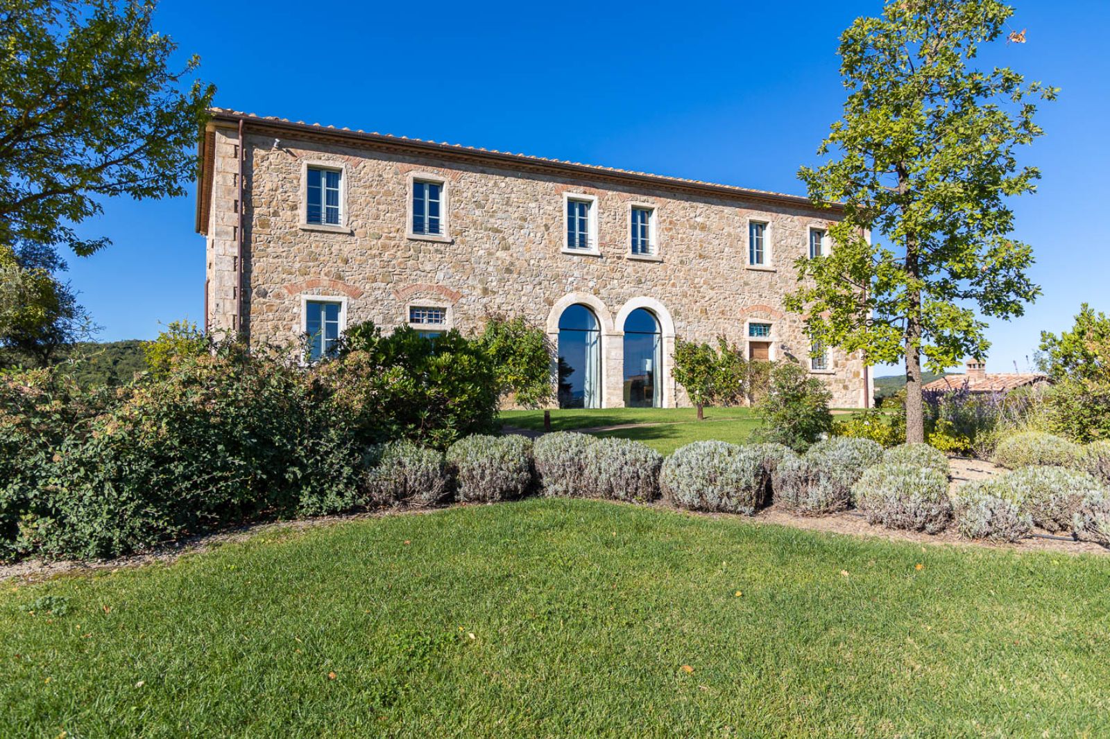 Villa-DElsa-Italy-Tuscany-Exterior